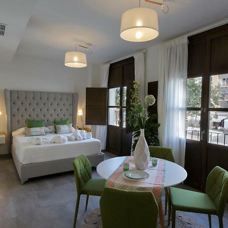 מאלגה Apartamentos El Marques מראה חיצוני תמונה