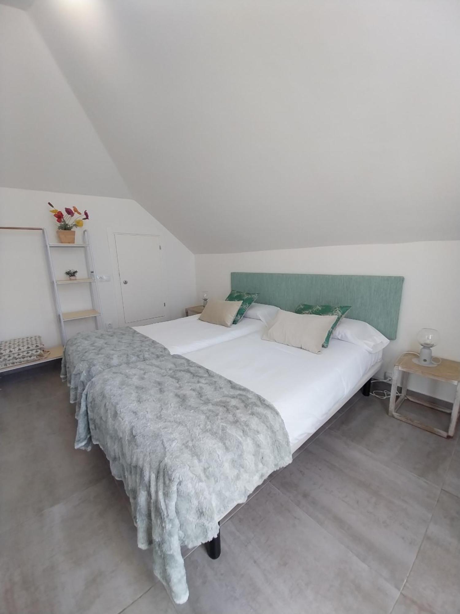 מאלגה Apartamentos El Marques חדר תמונה