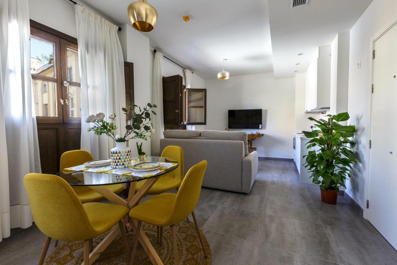 מאלגה Apartamentos El Marques מראה חיצוני תמונה