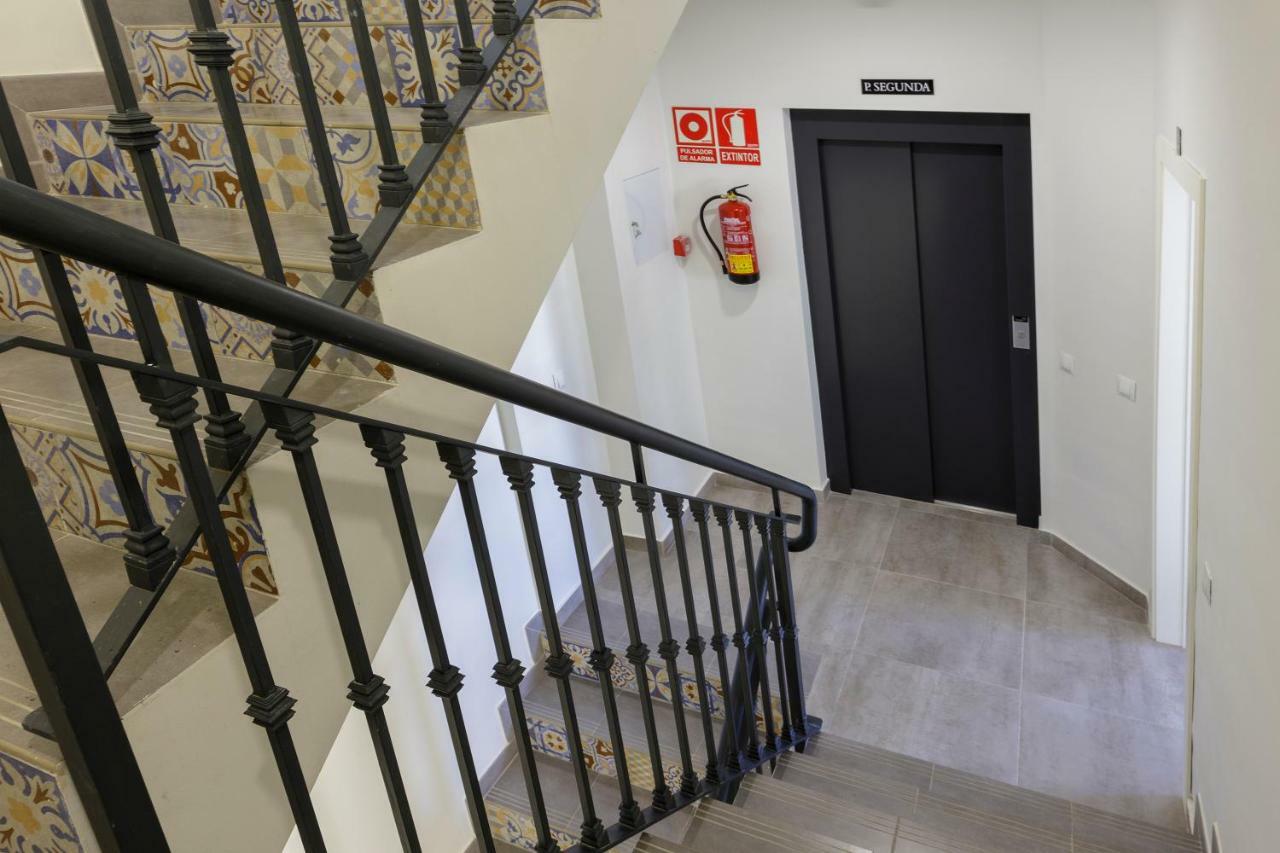 מאלגה Apartamentos El Marques מראה חיצוני תמונה