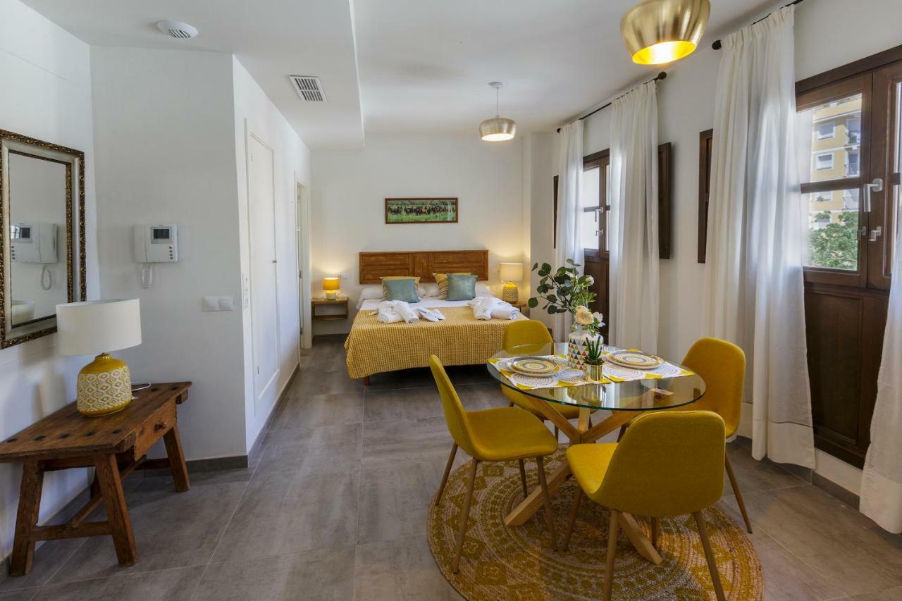 מאלגה Apartamentos El Marques מראה חיצוני תמונה