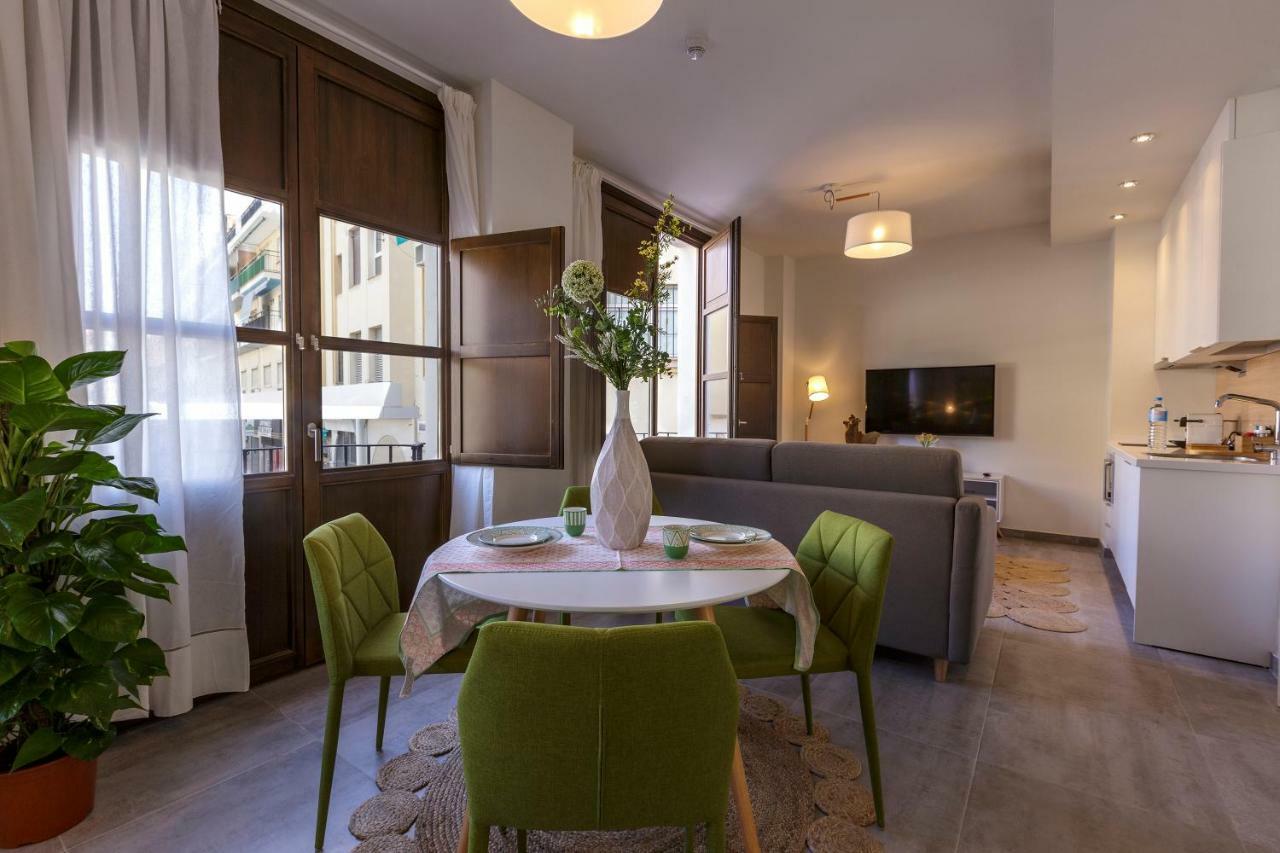 מאלגה Apartamentos El Marques מראה חיצוני תמונה